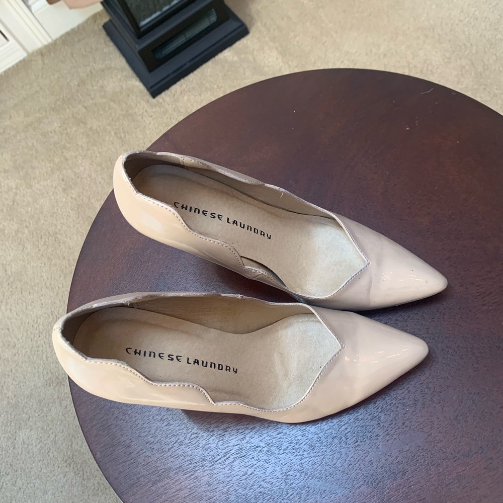 Chinese Laundry Women's Beige Patent Heels